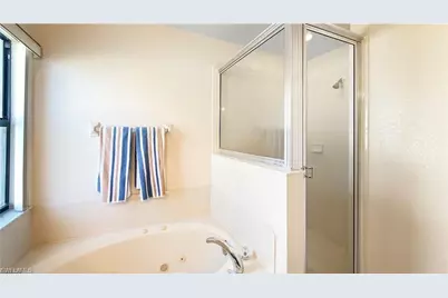 205 SW 42nd St, Cape Coral, FL 33914 - Photo 17