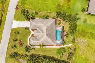 3201 SW 4th Ln, Cape Coral, FL 33991 - Photo 25