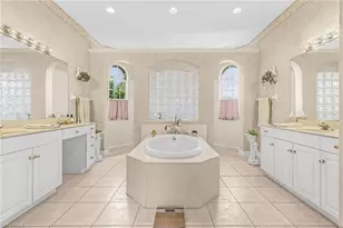 3201 SW 4th Ln, Cape Coral, FL 33991 - Photo 13