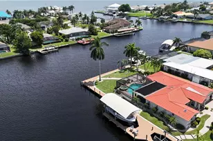 1957 SE 36th St, Cape Coral, FL 33904 - Photo 3