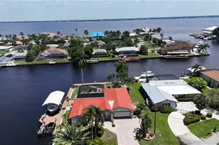 1957 SE 36th St, Cape Coral, FL 33904 - Photo 5