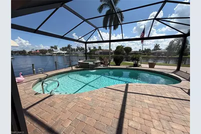 1957 SE 36th St, Cape Coral, FL 33904 - Photo 9