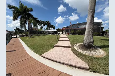 1957 SE 36th St, Cape Coral, FL 33904 - Photo 15