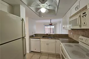 13238 Whitehaven Ln, Fort Myers, FL 33966 - Photo 11