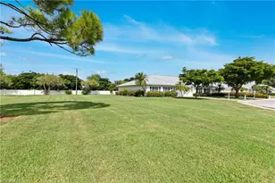 7086 W Brandywine Cir, Fort Myers, FL 33919 - Photo 19