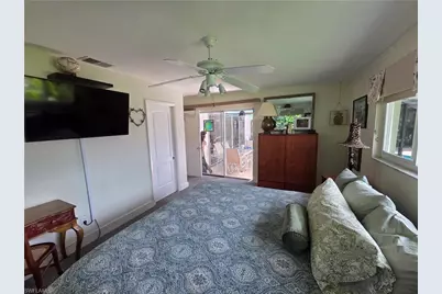 130 SW 58th St, Cape Coral, FL 33914 - Photo 17