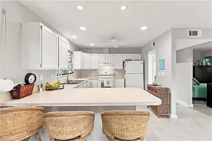 201 White Pelican Dr, Upper Captiva, FL 33924 - Photo 13