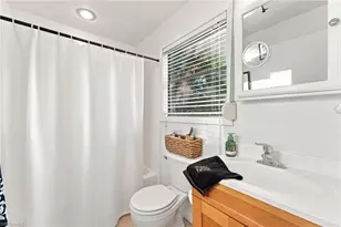 201 White Pelican Dr, Upper Captiva, FL 33924 - Photo 33