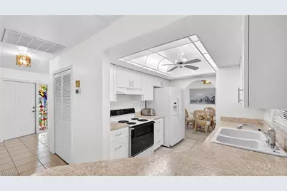 2244 SE 27th Ter, Cape Coral, FL 33904 - Photo 17