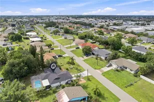 1432 SE 11th St, Cape Coral, FL 33990 - Photo 25