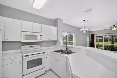 1338 Weeping Willow Ct, Cape Coral, FL 33909 - Photo 3