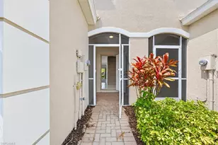 1338 Weeping Willow Ct, Cape Coral, FL 33909 - Photo 9