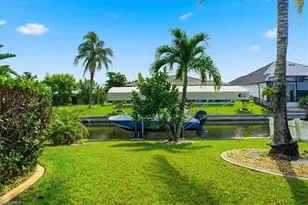 1939 SE 17th Pl, Cape Coral, FL 33990 - Photo 35