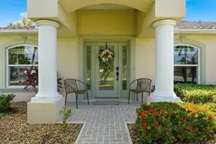 1939 SE 17th Pl, Cape Coral, FL 33990 - Photo 5