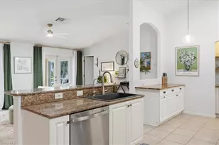 1939 SE 17th Pl, Cape Coral, FL 33990 - Photo 15