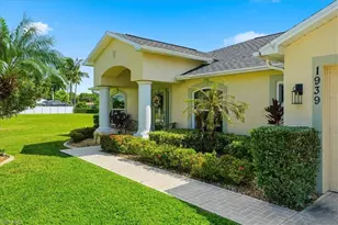 1939 SE 17th Pl, Cape Coral, FL 33990 - Photo 45
