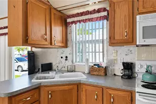 10915 Snowy Egret Cir, Estero, FL 33928 - Photo 5