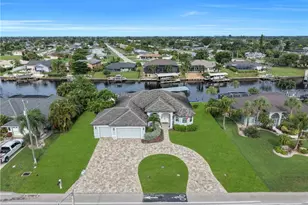 2706 Shelby Pkwy, Cape Coral, FL 33904 - Photo 47