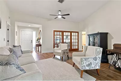 12442 McGregor Woods Cir, Fort Myers, FL 33908 - Photo 11