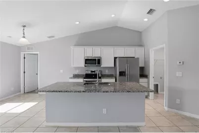 1736 NE 1st Ave, Cape Coral, FL 33909 - Photo 11