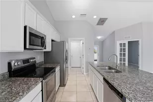 1736 NE 1st Ave, Cape Coral, FL 33909 - Photo 9