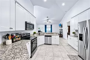 3907 11th St SW, Lehigh Acres, FL 33976 - Photo 9