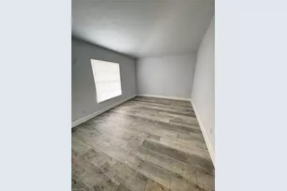 3025 NE 6th Pl, Cape Coral, FL 33909 - Photo 27