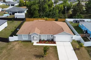 3025 NE 6th Pl, Cape Coral, FL 33909 - Photo 3