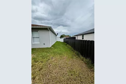 3025 NE 6th Pl, Cape Coral, FL 33909 - Photo 39
