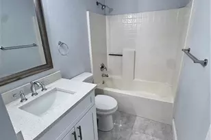 3025 NE 6th Pl, Cape Coral, FL 33909 - Photo 29