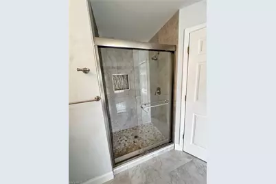 3025 NE 6th Pl, Cape Coral, FL 33909 - Photo 13