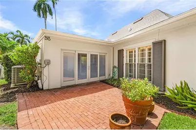 1207 Canterbury Dr, Fort Myers, FL 33901 - Photo 27