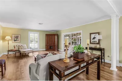 1207 Canterbury Dr, Fort Myers, FL 33901 - Photo 11
