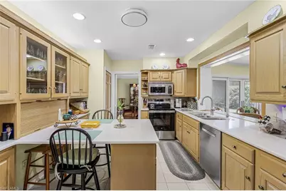 1207 Canterbury Dr, Fort Myers, FL 33901 - Photo 13