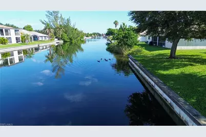 626 SE 13th Pl, Cape Coral, FL 33990 - Photo 25