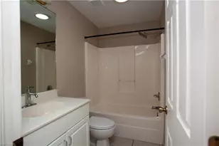 626 SE 13th Pl, Cape Coral, FL 33990 - Photo 11