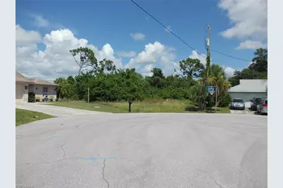 140 Swan Dr, Rotonda West, FL 33947 - Photo 5