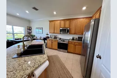 2430 Verdmont Ct, Cape Coral, FL 33991 - Photo 7