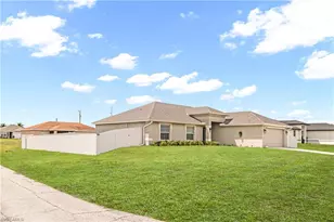 2000 NW 9th St, Cape Coral, FL 33993 - Photo 19