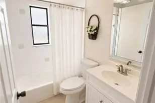 143 SE 29th St, Cape Coral, FL 33904 - Photo 9