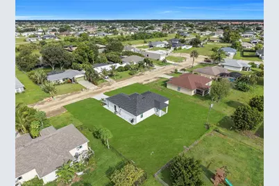 1909 NE 19th Pl, Cape Coral, FL 33909 - Photo 25