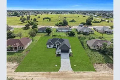 1909 NE 19th Pl, Cape Coral, FL 33909 - Photo 21