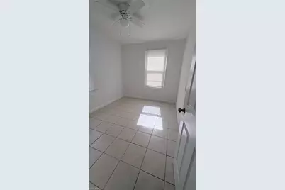 3042 Douglas Ave, Fort Myers, FL 33916 - Photo 3