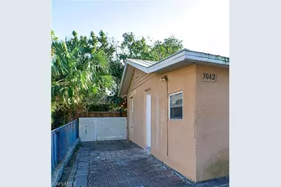 3042 Douglas Ave, Fort Myers, FL 33916 - Photo 1