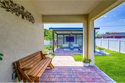1616 NE 6th Pl, Cape Coral, FL 33909 - Photo 27