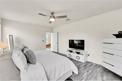 1616 NE 6th Pl, Cape Coral, FL 33909 - Photo 17