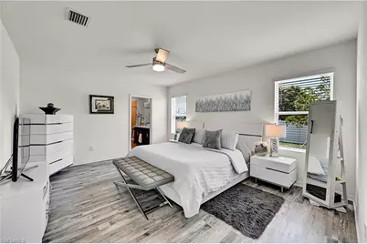 1616 NE 6th Pl, Cape Coral, FL 33909 - Photo 15