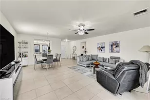 1616 NE 6th Pl, Cape Coral, FL 33909 - Photo 13