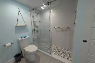 2111 Barkeley Ln, Fort Myers, FL 33907 - Photo 23