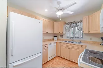 7151 Blanquilla Ct, Fort Myers, FL 33908 - Photo 11